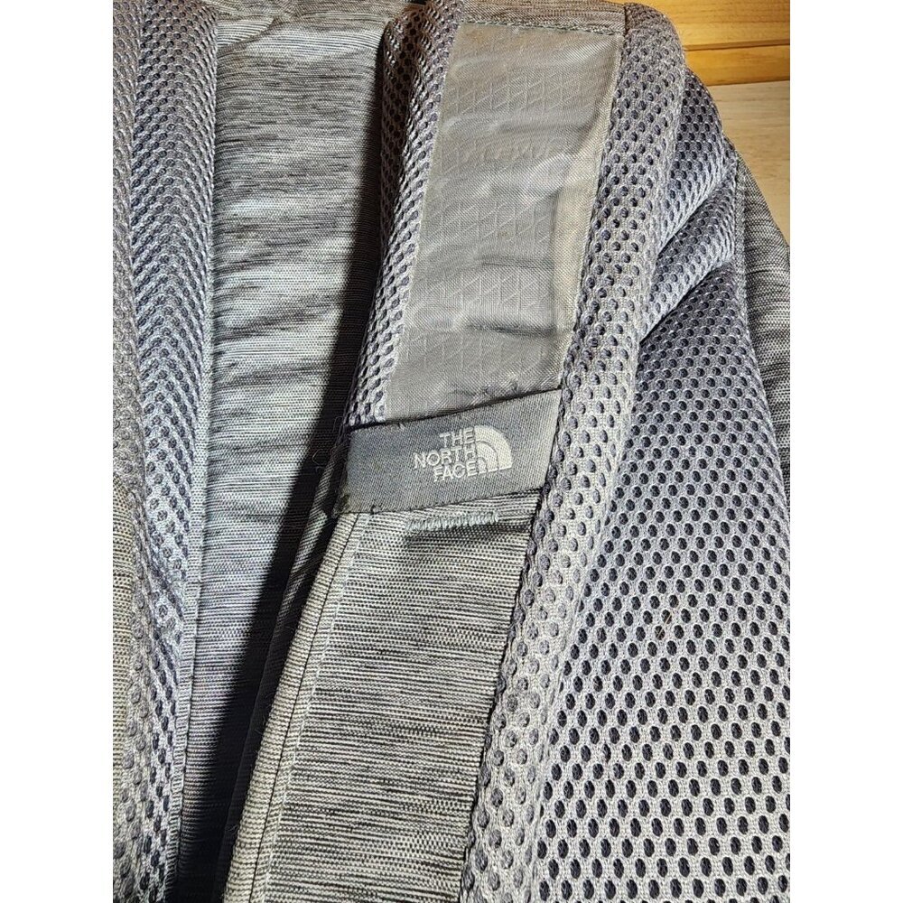 UNISEX, MEN AND WOMEN NORTH FACE JESTER GREY BACKPACK - Picture 7 of 13